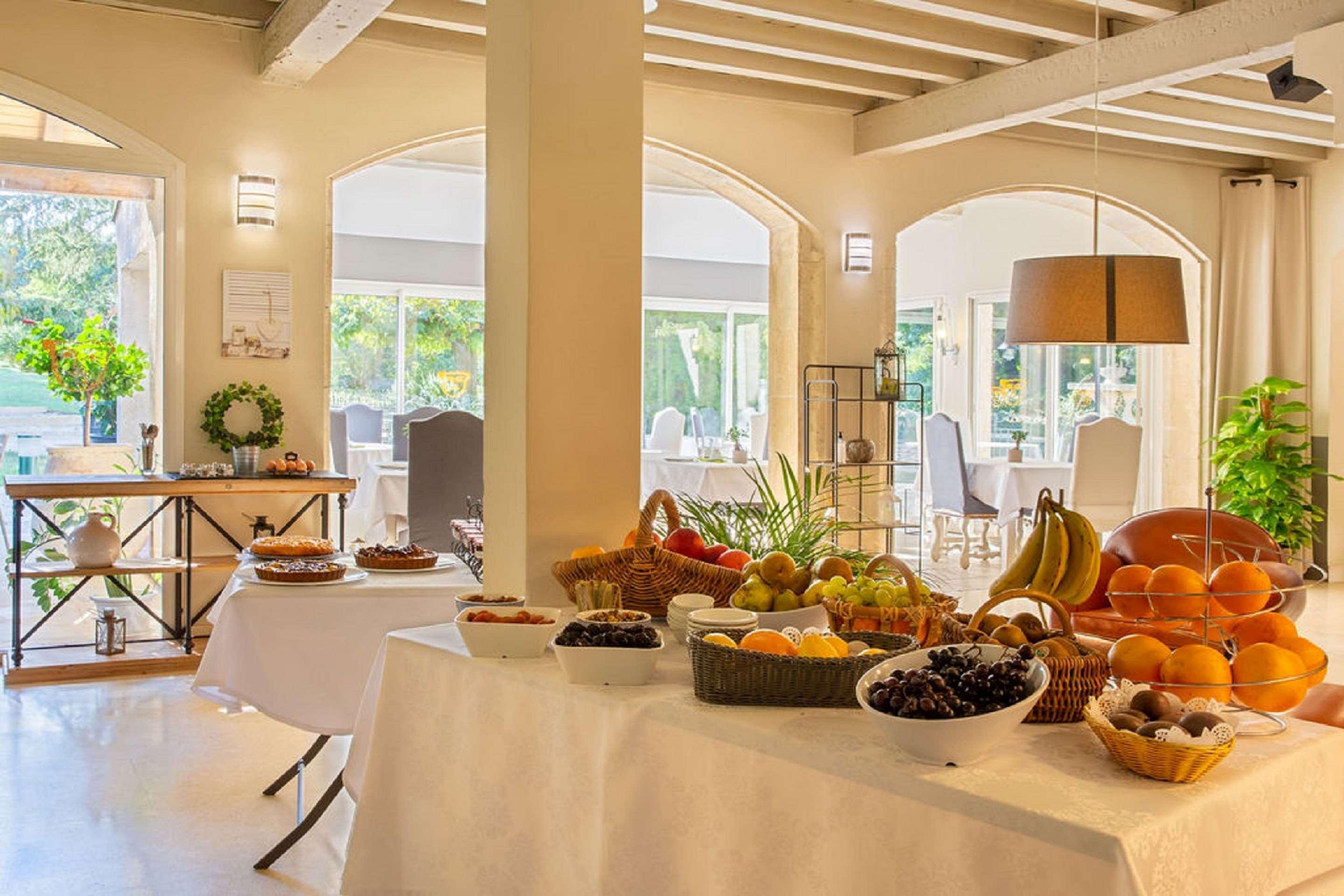 Best Western Le Val Majour Fontvieille Exterior photo