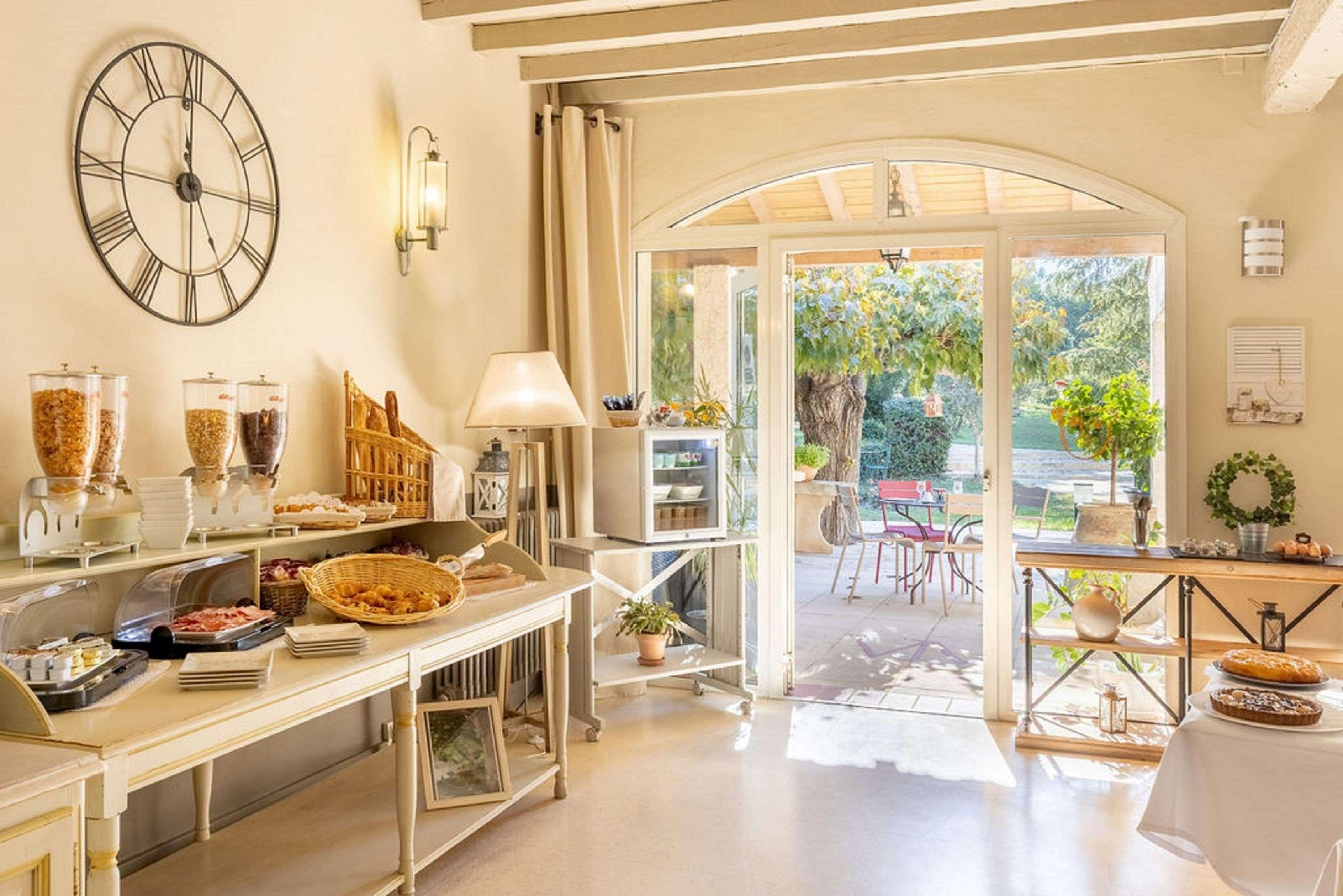 Best Western Le Val Majour Fontvieille Exterior photo