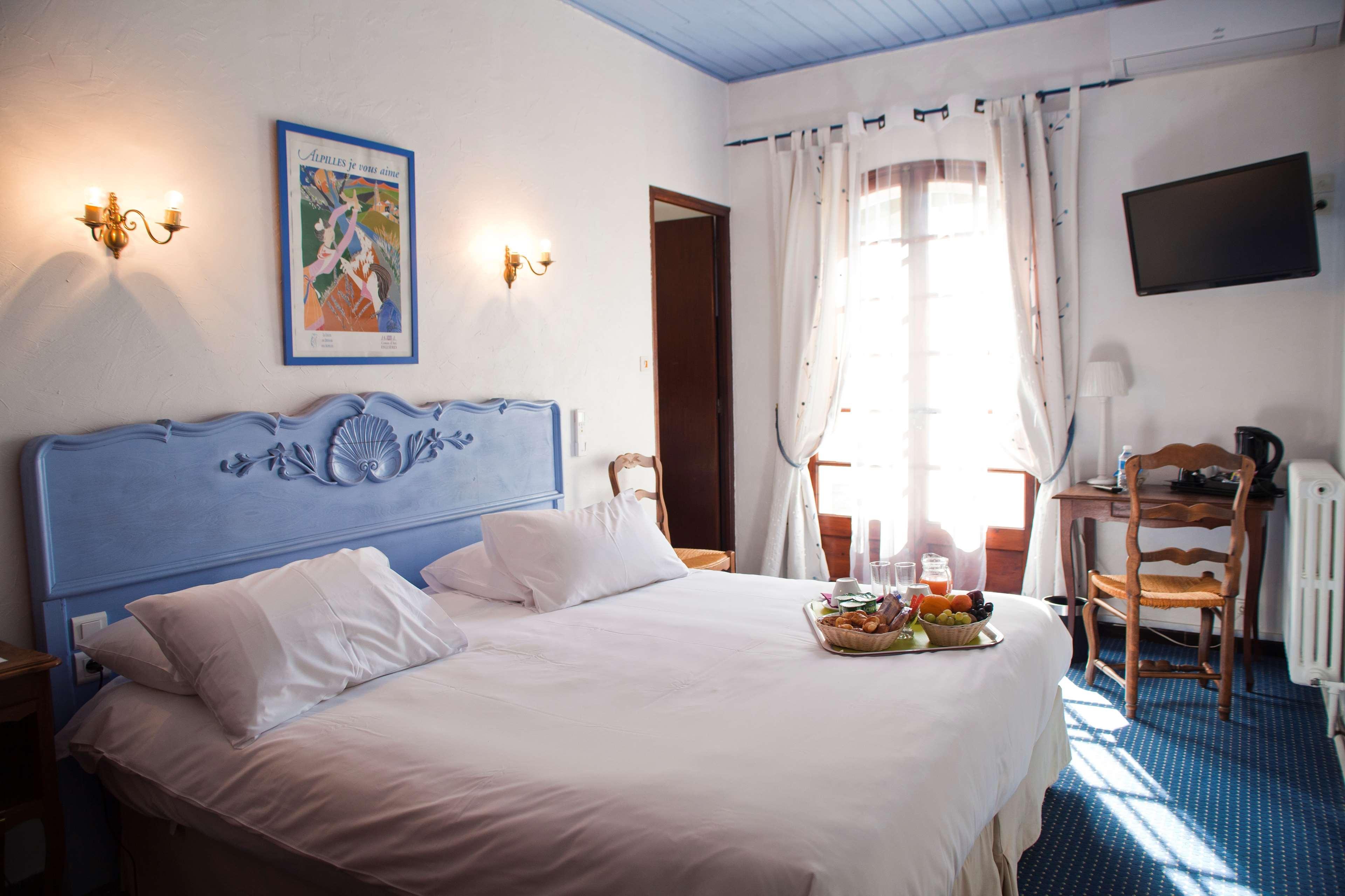 Best Western Le Val Majour Fontvieille Exterior photo